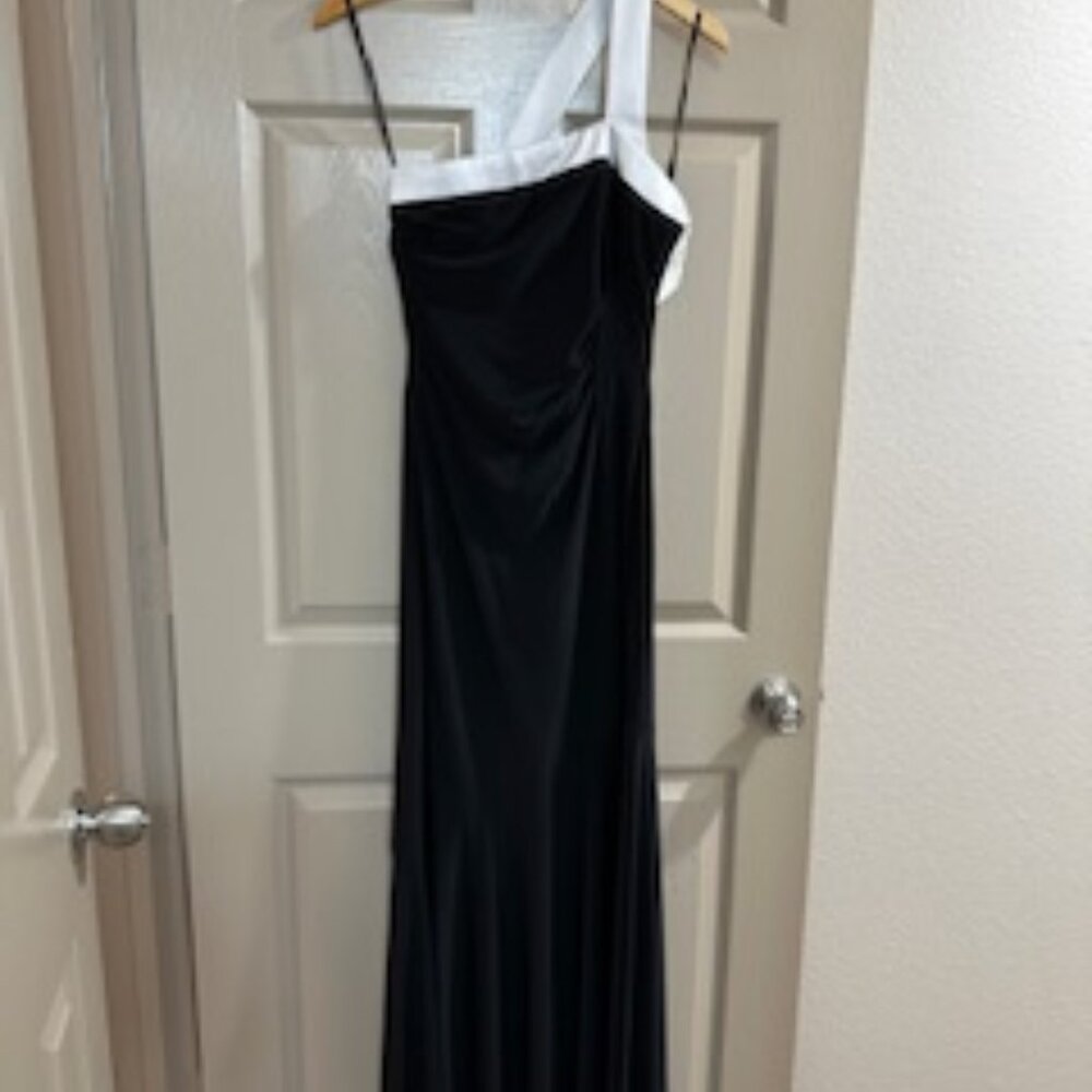 LAUREN Black & white one shoulder evening gown